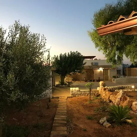 Casa vacanze Casale Ndina *